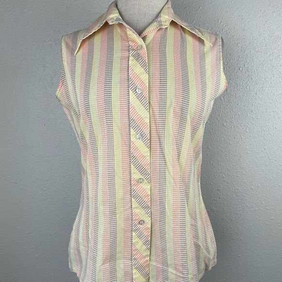 Vintage 70’s Permanent Press Sleeveless Button Down Shirt Size 34 EUC - Picture 1 of 5